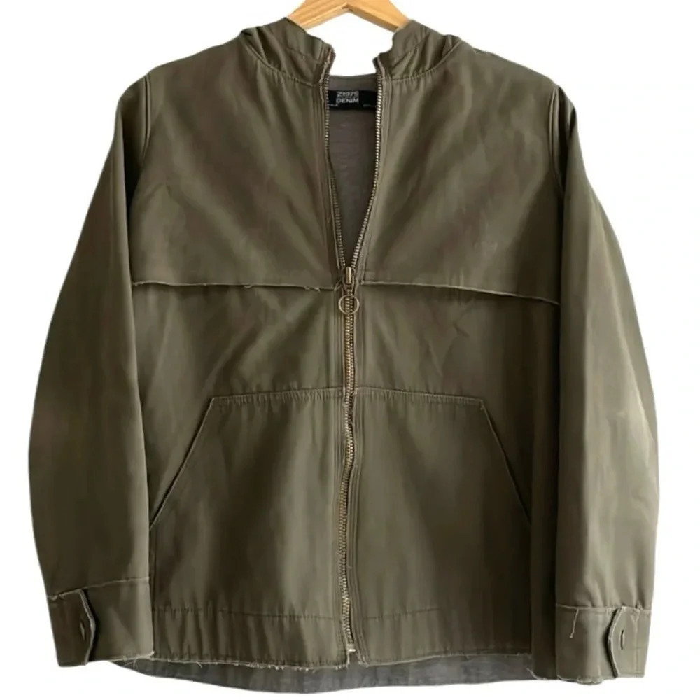 Zara Army Green Hooded Full Zip Utility Jacket Womens size S Raw hems